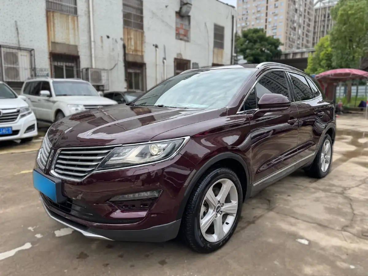 2017 Lincoln MKC 2.0T 203HP L4 6AT