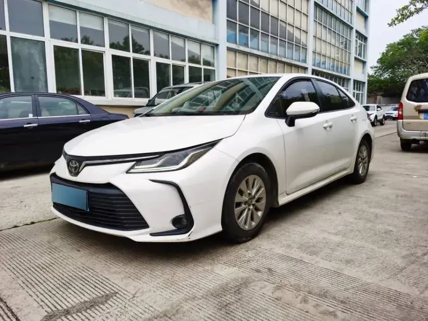 2021 Toyota Corolla 1.2T 116HP L4 CVT