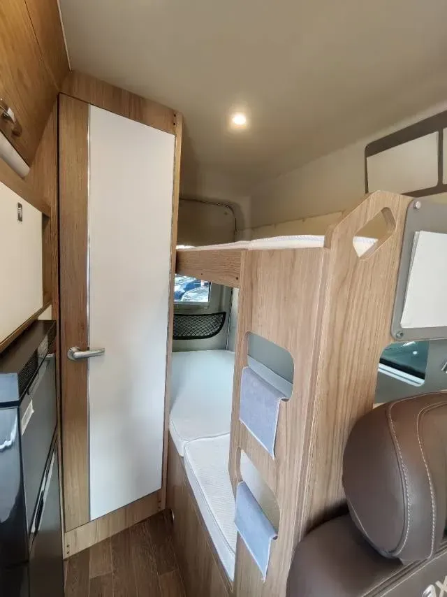 2021 MAXUS V90 RV 2.0T 148HP L4 6AT,autocango,china used car exporter,china ev exporter,chinese used car exporter,chinese used ev exporter