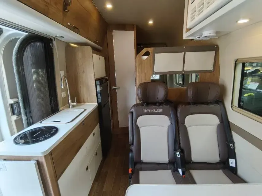 2021 MAXUS V90 RV 2.0T 148HP L4 6AT,autocango,china used car exporter,china ev exporter,chinese used car exporter,chinese used ev exporter