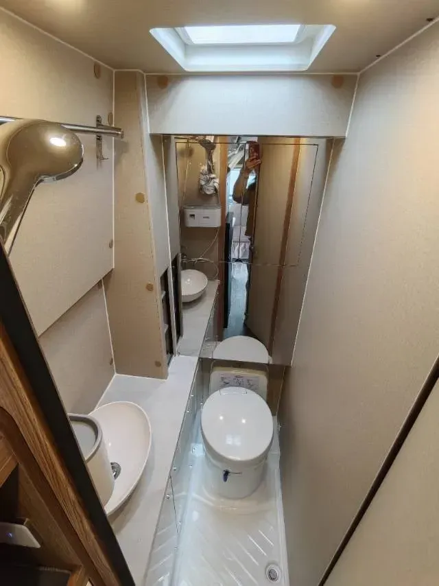 2021 MAXUS V90 RV 2.0T 148HP L4 6AT,autocango,china used car exporter,china ev exporter,chinese used car exporter,chinese used ev exporter