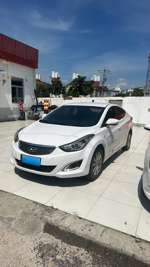 2016 Hyundai Elantra 1.6L 128HP L4 6AT