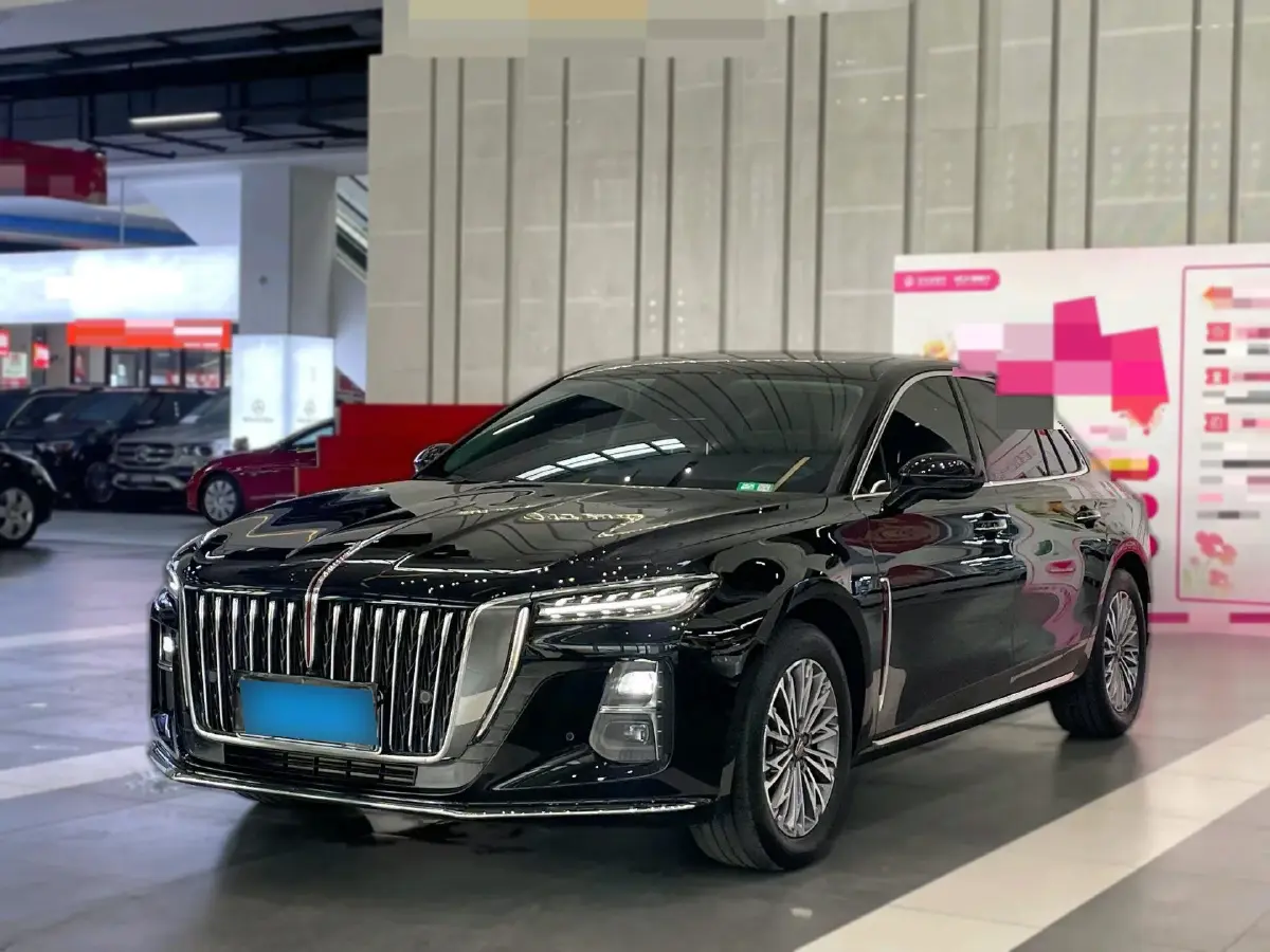 2023 HongQi H5 2.0T 224HP L4 8AT