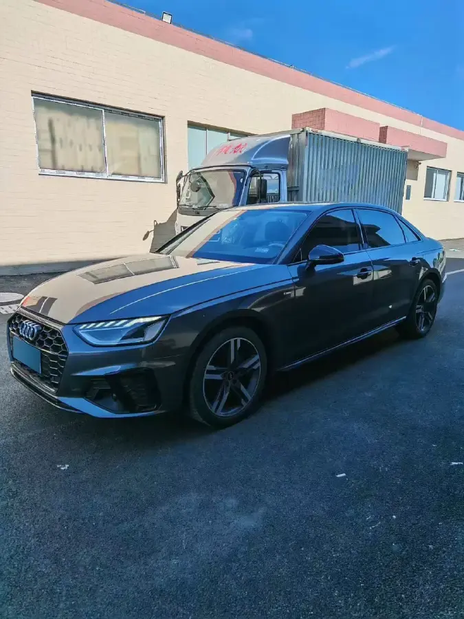 2020 Audi A4L 2.0T 190HP L4 7DCT
