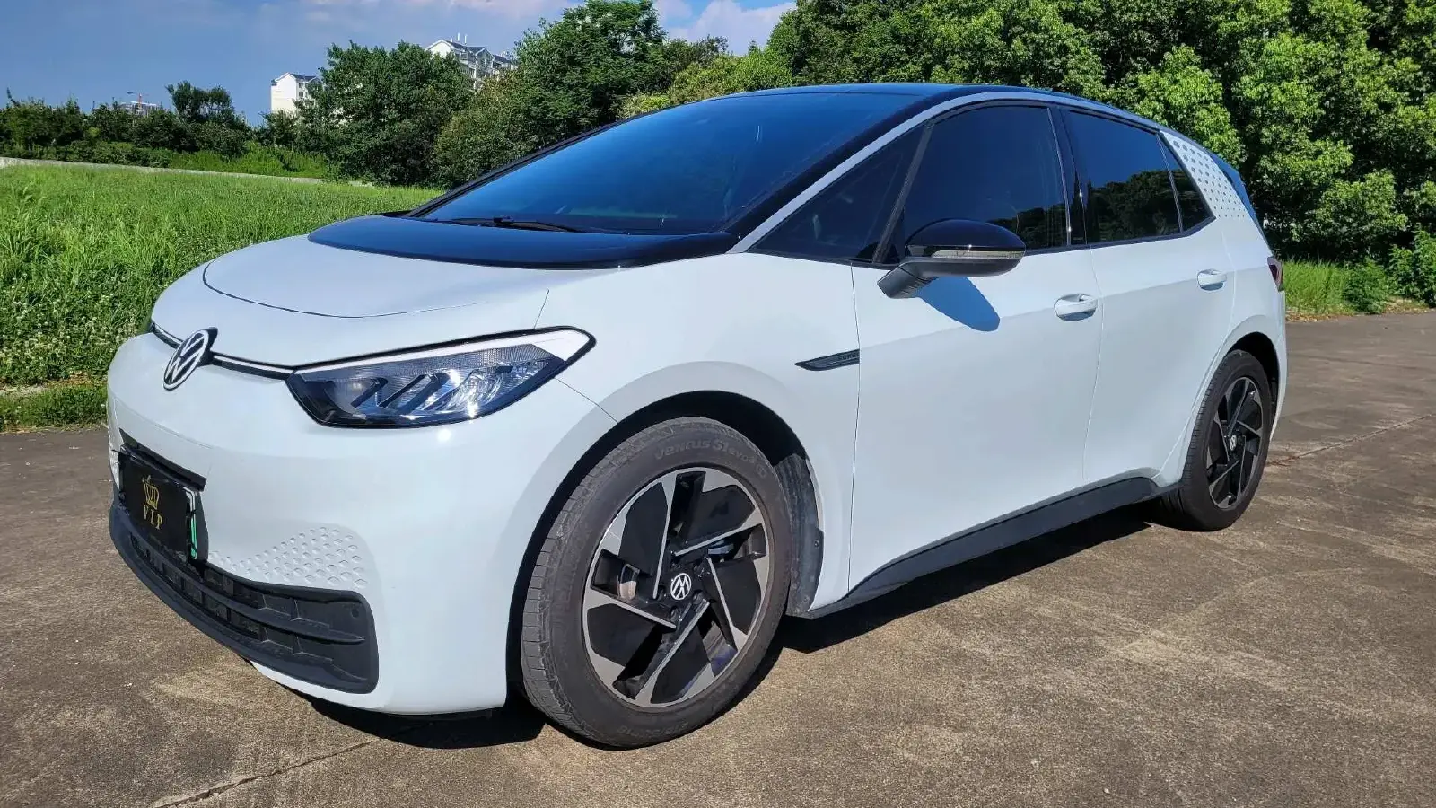 2023 Volkswagen ID.3 BEV 52.8KWH