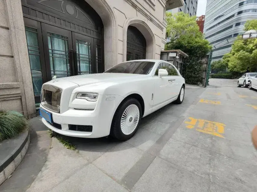 2018 Rolls-Royce Ghost 6.6T 571HP V12 8AT