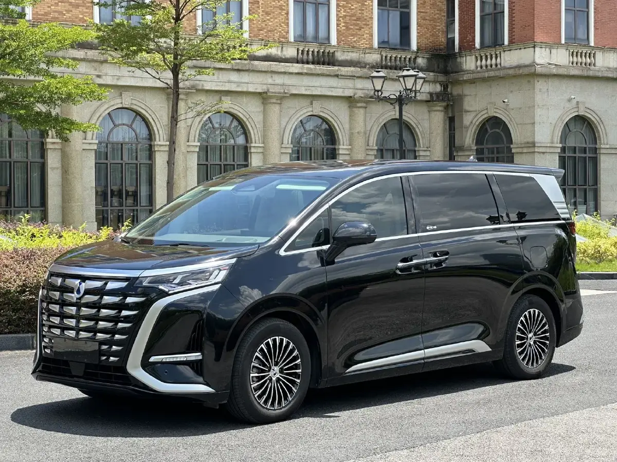 2022 Denza D9 1.5T 139HP L4 E-CVT PHEV 40.06KWH