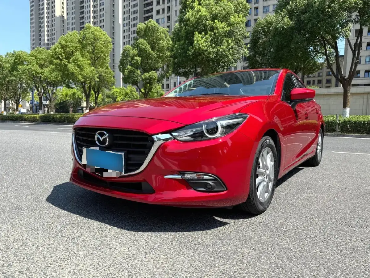 2017 Mazda 3 Axela 1.5L 117HP L4 6AT