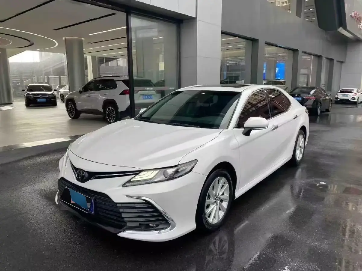 2019 Toyota Camry 2.0L 178HP L4 CVT