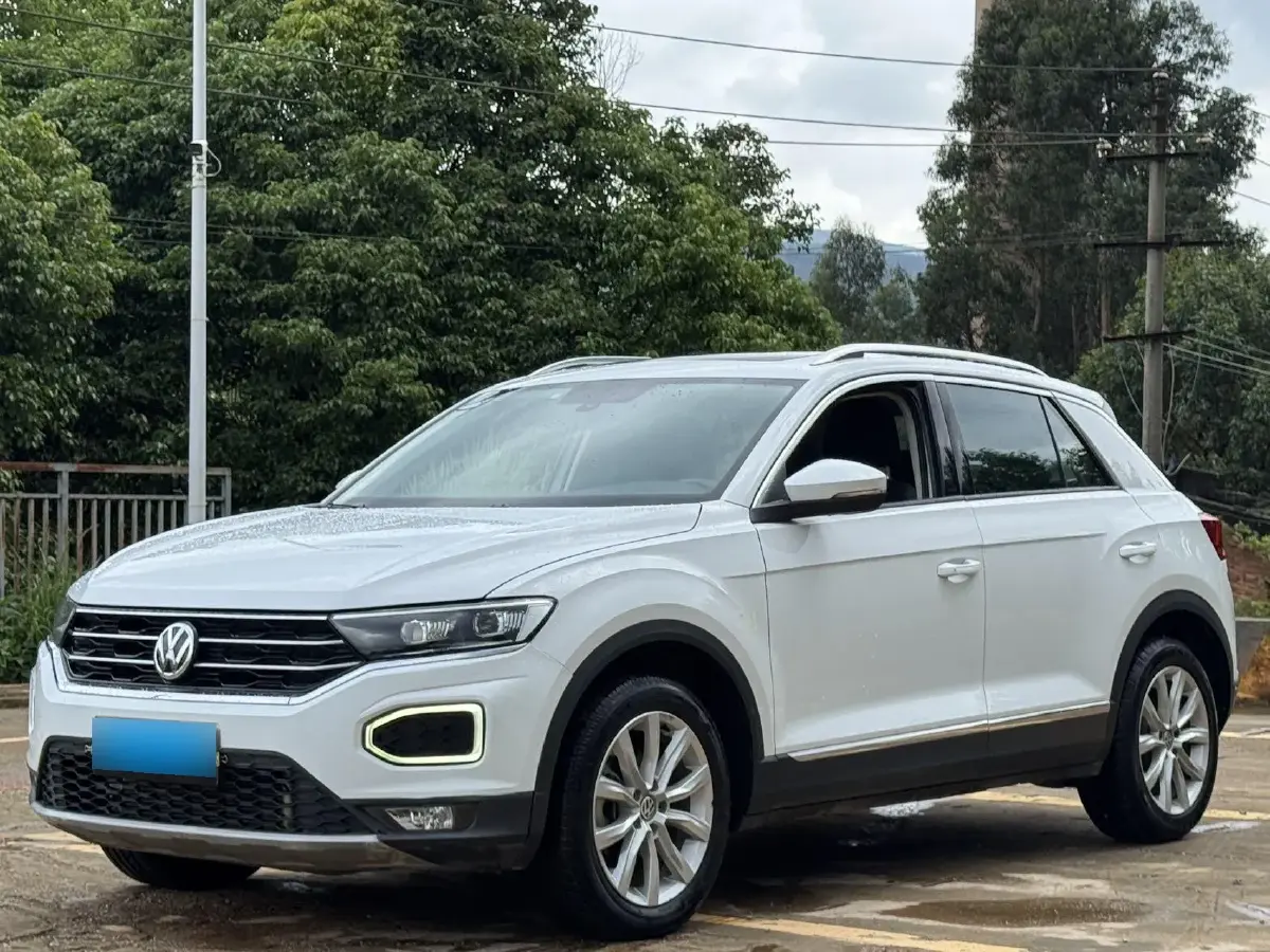 2020 Volkswagen T-Roc 1.4T 150HP L4 7DCT