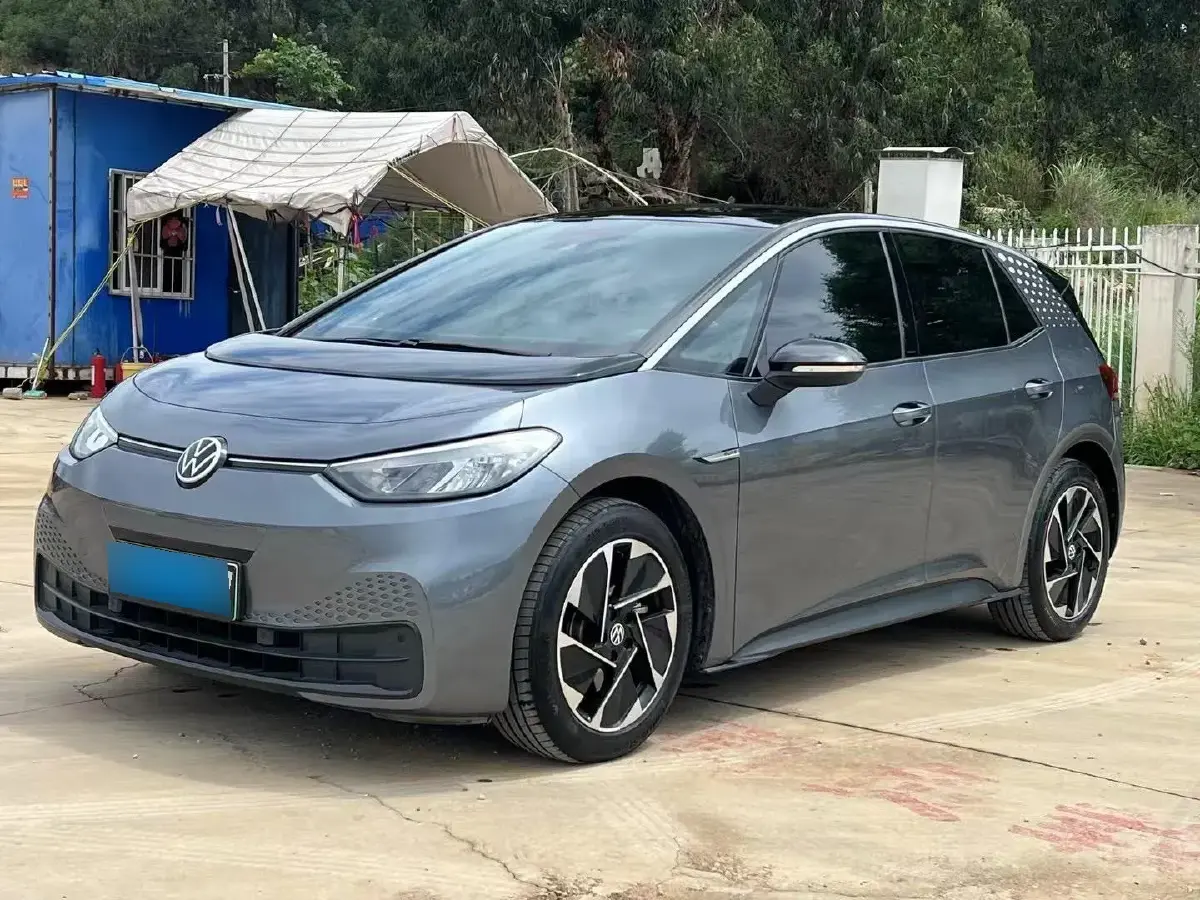 2023 Volkswagen ID.3 BEV 52.8KWH
