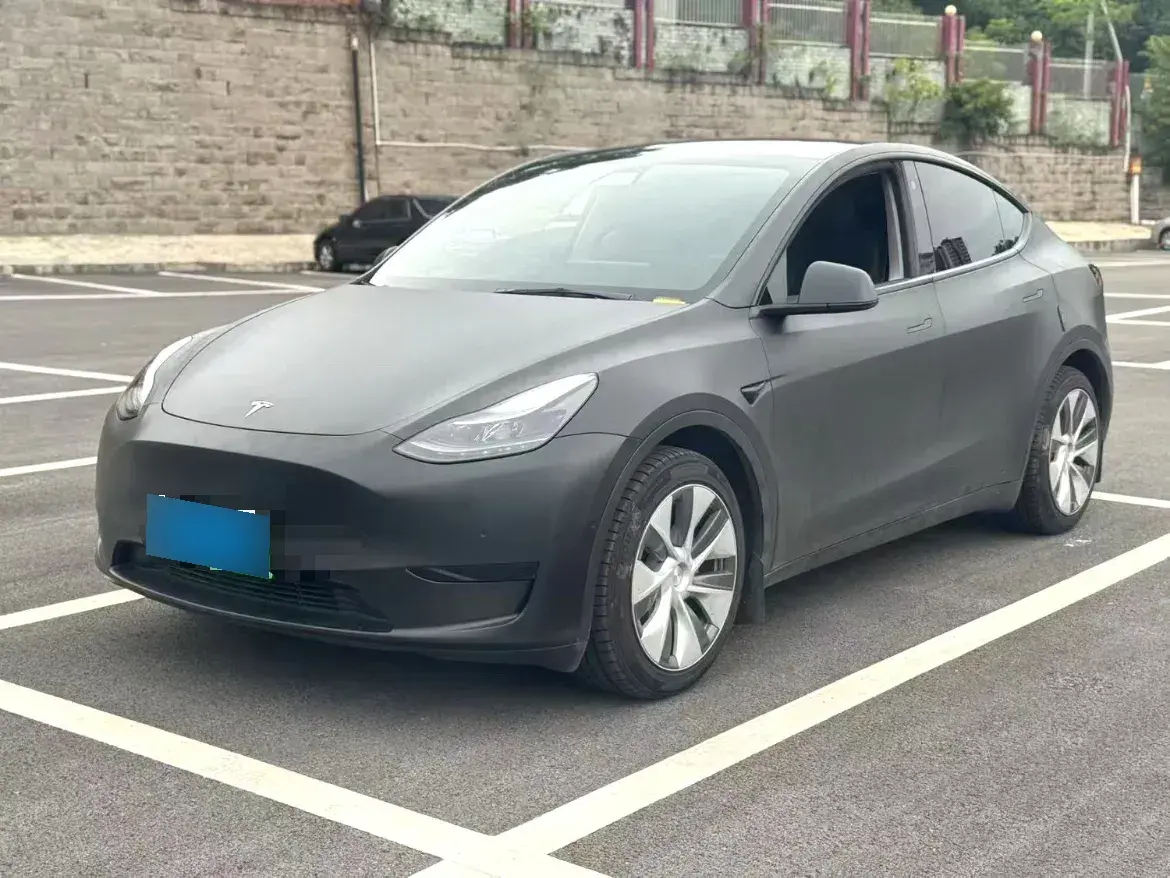 2022 Tesla Model Y BEV 60KWH