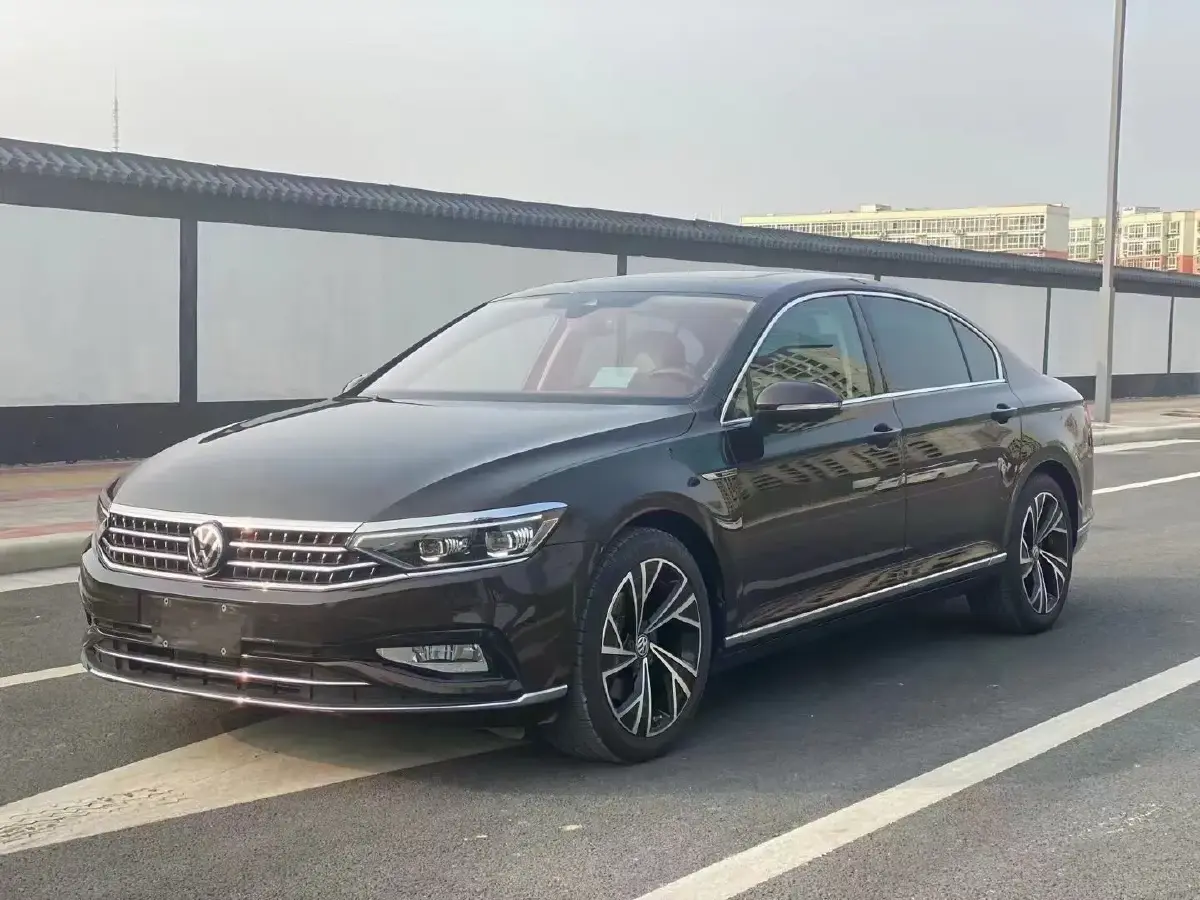 2020 Volkswagen Magotan 2.0T 220HP L4 7DCT
