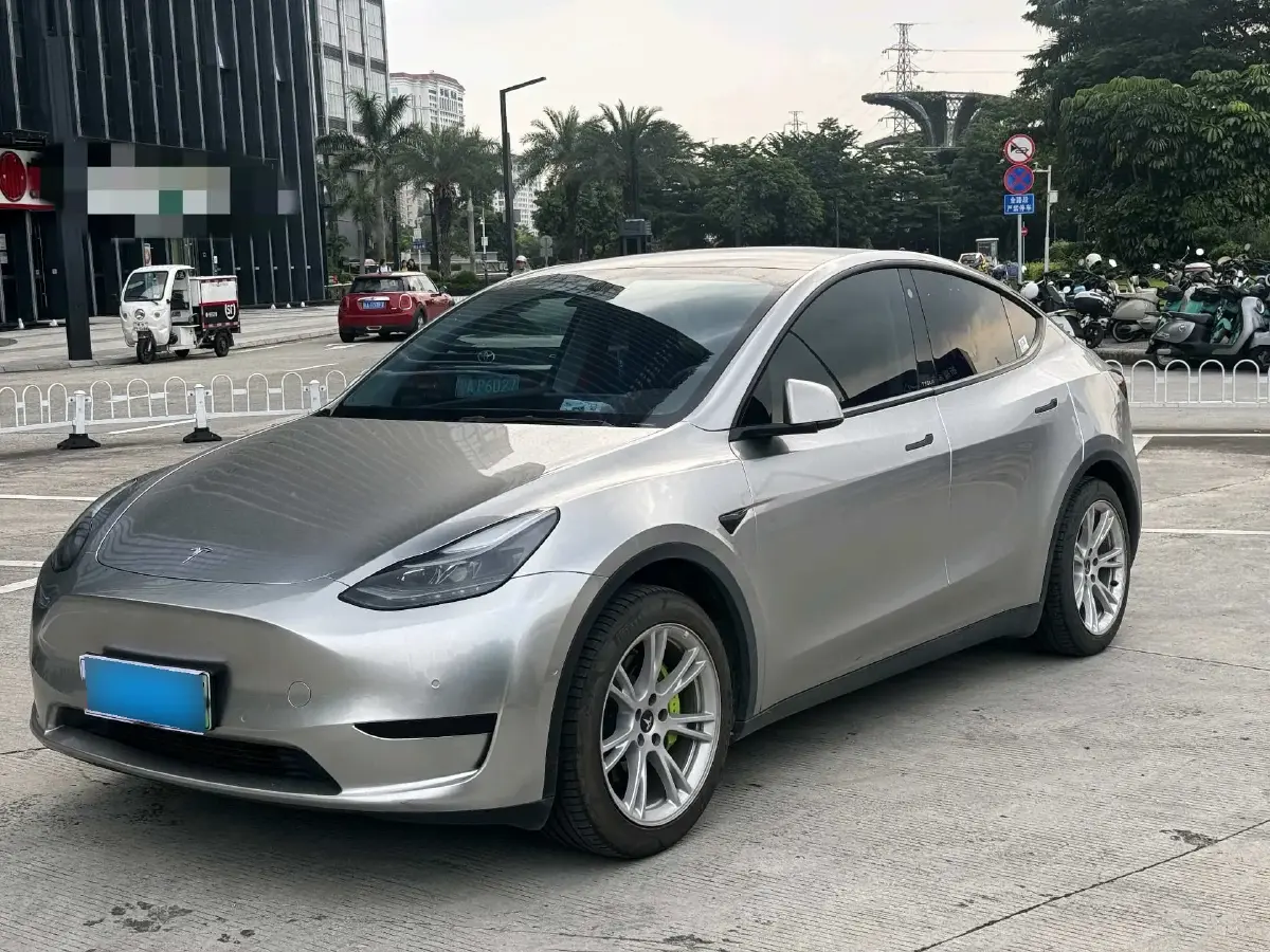 2022 Tesla Model Y BEV 60KWH