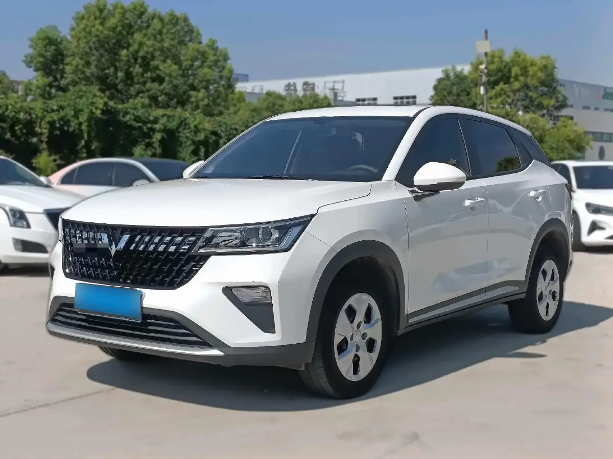 2022 WuLing XingChi 1.5L 99HP L4 6MT