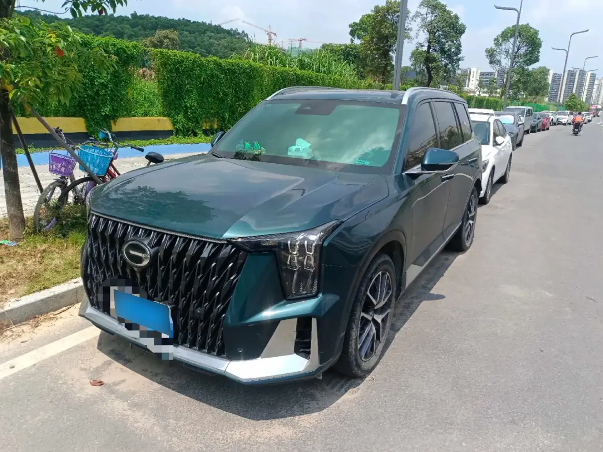 2022 GAC Trumpchi GS8 2.0T 190HP L4 E-CVT Hybrid