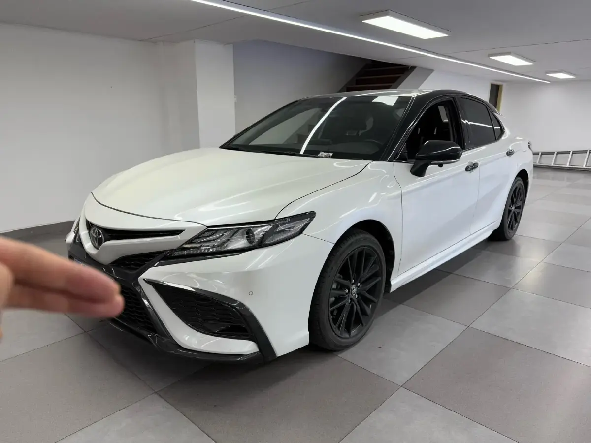 2023 Toyota Camry 2.5L 207HP L4 8AT