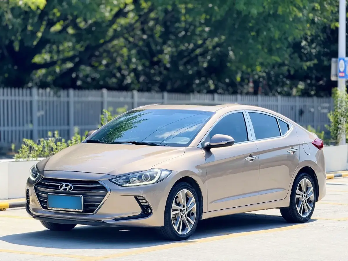 2016 Hyundai Elantra 1.6L 130HP L4 6AT