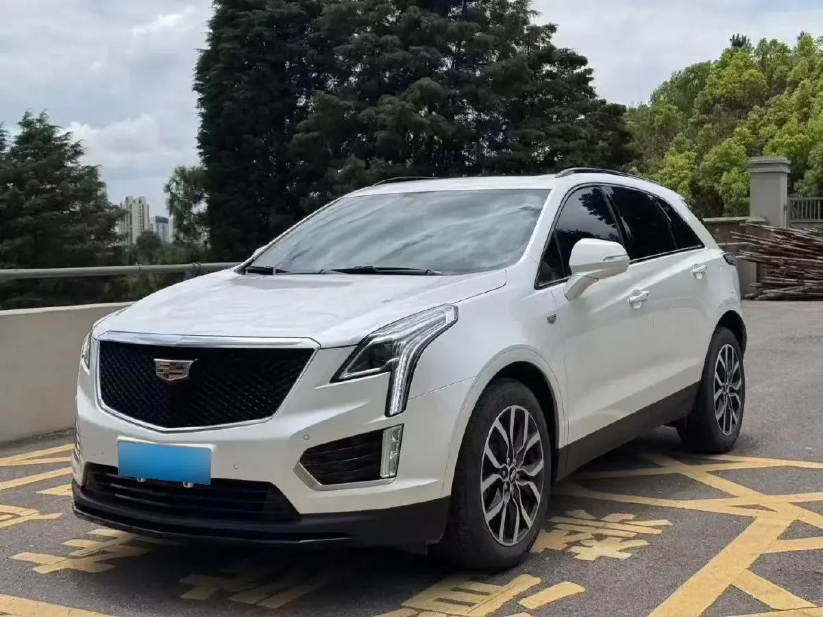 2021 Cadillac XT5 2.0T 237HP L4 9AT