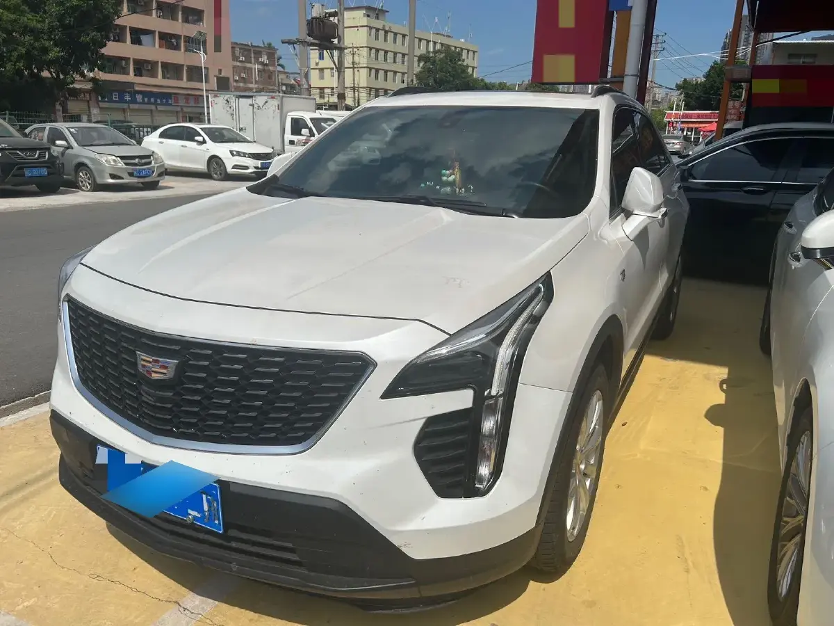 2021 Cadillac XT4 2.0T 237HP L4 9AT