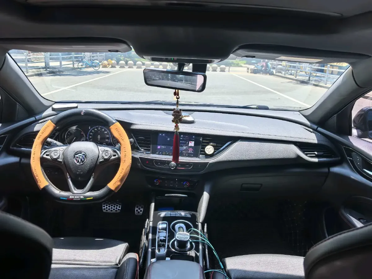 2021 Buick Regal 2.0T 237HP L4 9AT,autocango,china used car exporter,china ev exporter,chinese used car exporter,chinese used ev exporter