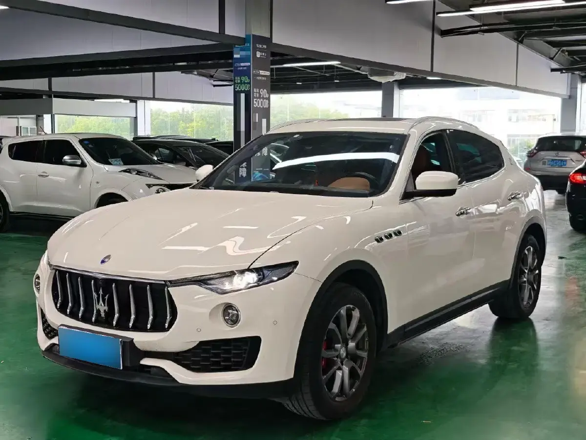 2018 Maserati Levante 3.0T 350HP V6 8AT