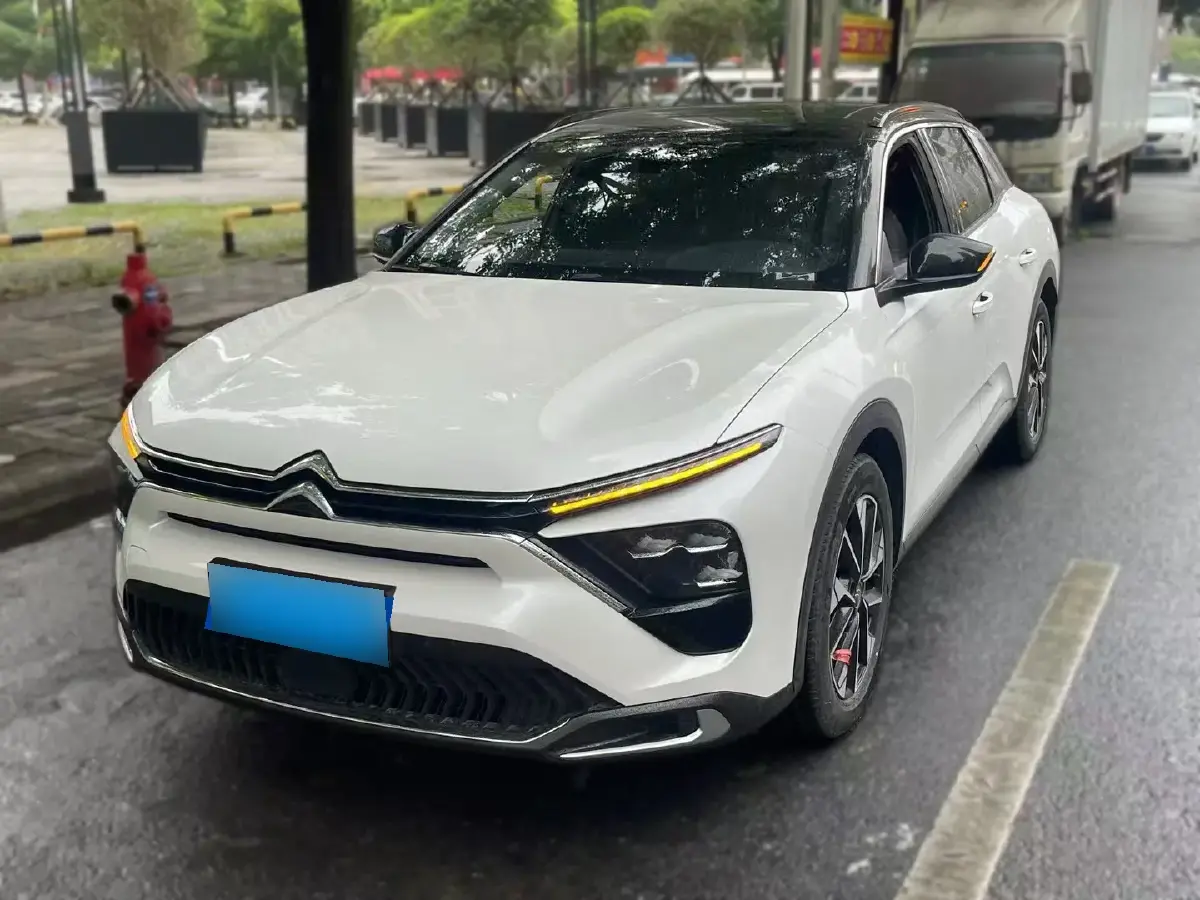 2022 Citroen C5 X 1.6T 175HP L4 8AT