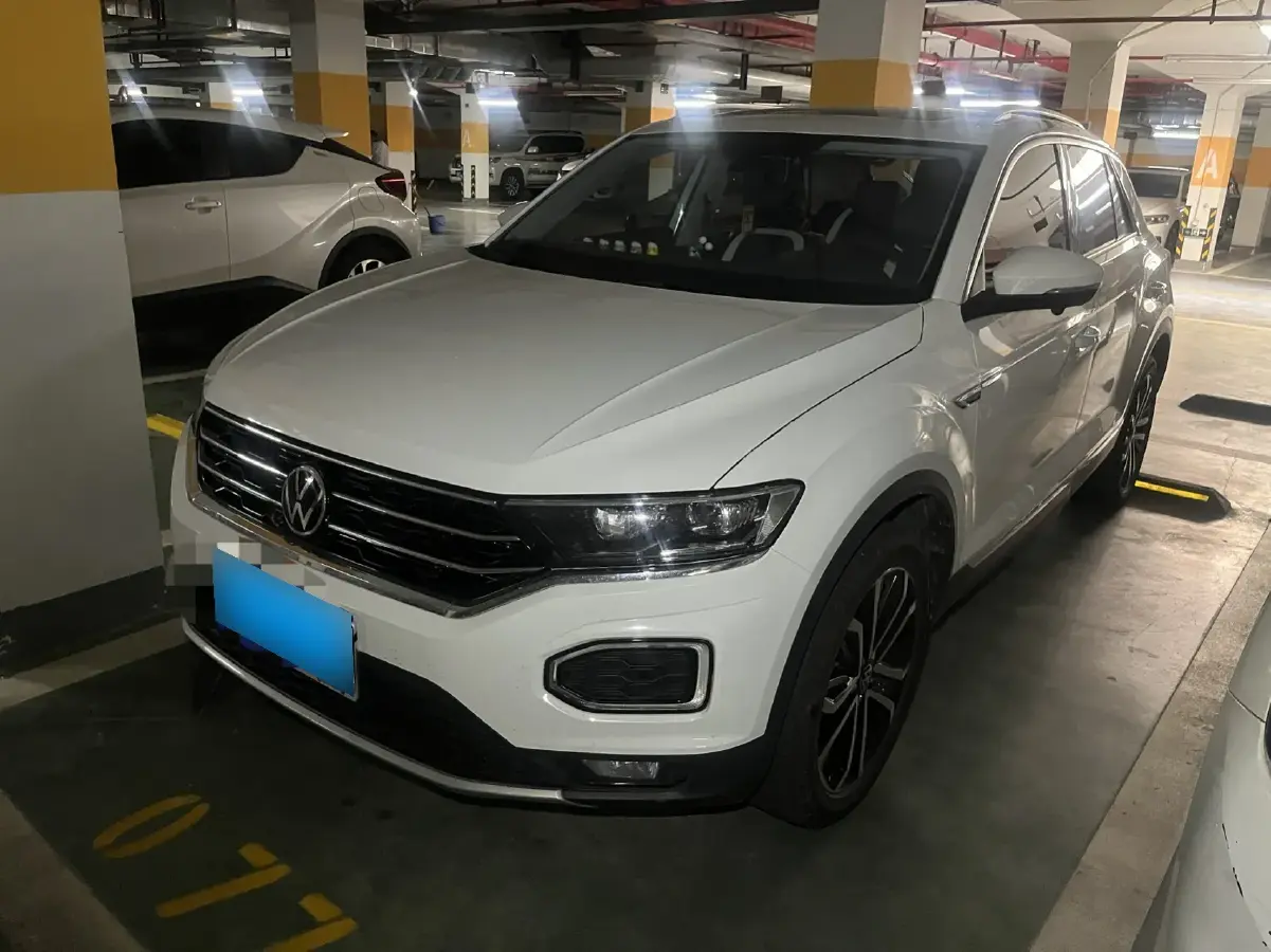 2022 Volkswagen T-Roc 1.4T 150HP L4 7DCT