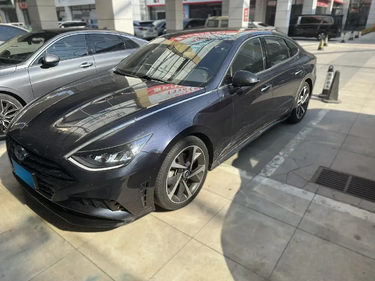 2020 Hyundai Sonata 2.0T 240HP L4 8AT