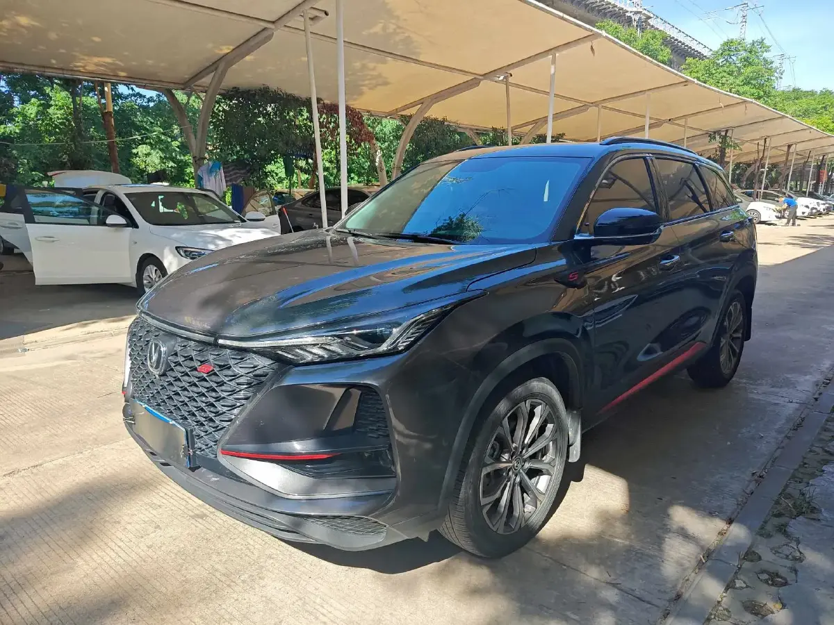 2022 ChangAn CS75 Plus 2.0T 233HP L4 8AT