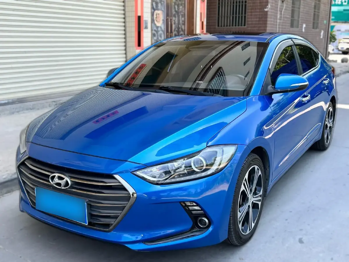 2018 Hyundai Elantra 1.4T 130HP L4 7DCT