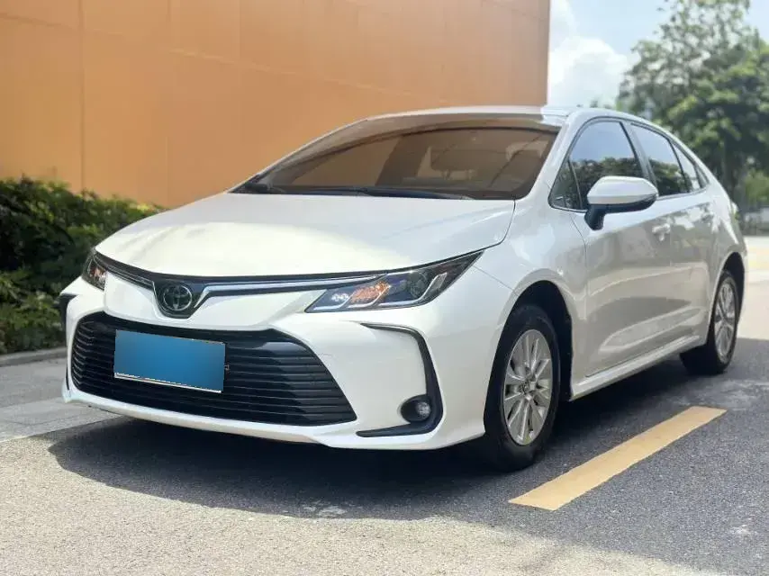 2019 Toyota Corolla 1.2T 116HP L4 CVT