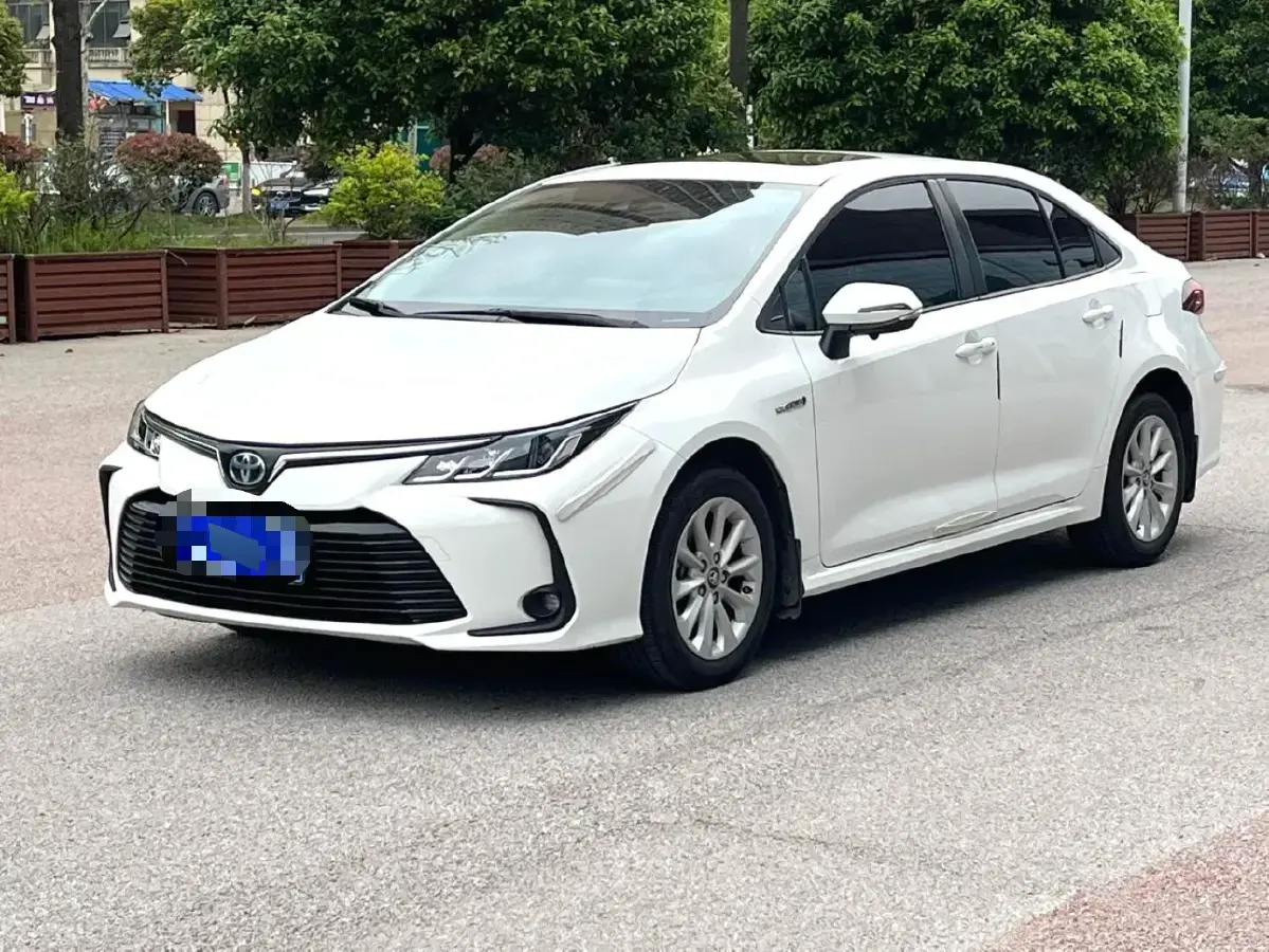 2021 Toyota Corolla 1.8L 98HP L4 E-CVT Hybrid