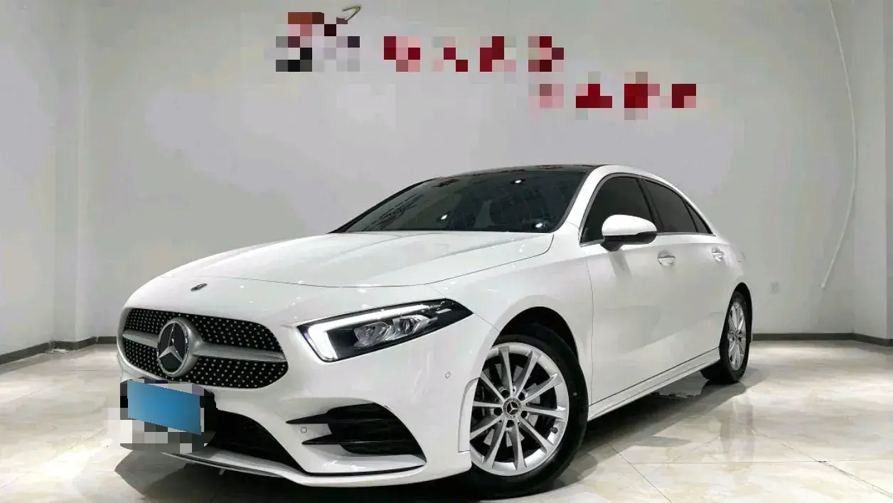 2021 Mercedes-Benz A Class 1.3T 163HP L4 7DCT