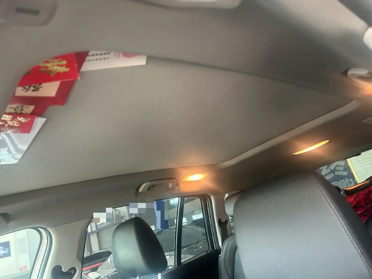 2019 BMW 2 Series SUV 1.5T 140HP L3 7DCT,autocango,china used car exporter,china ev exporter,chinese used car exporter,chinese used ev exporter