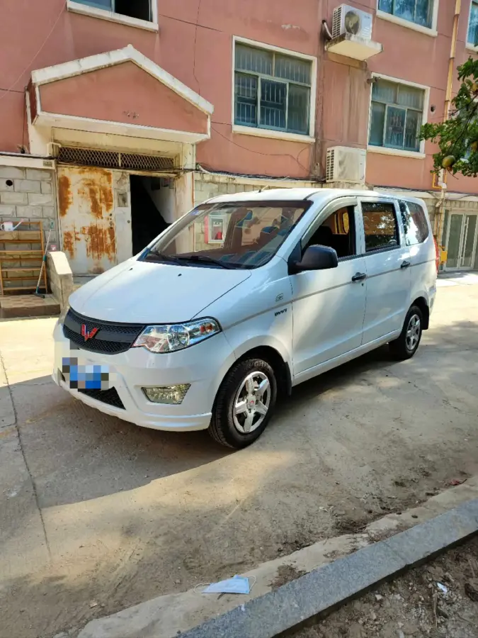 2015 WuLing HongGuang 1.5L 112HP L4 5MT