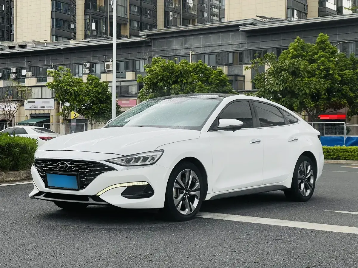 2019 Hyundai La Festa 1.6T 190HP L4 7DCT