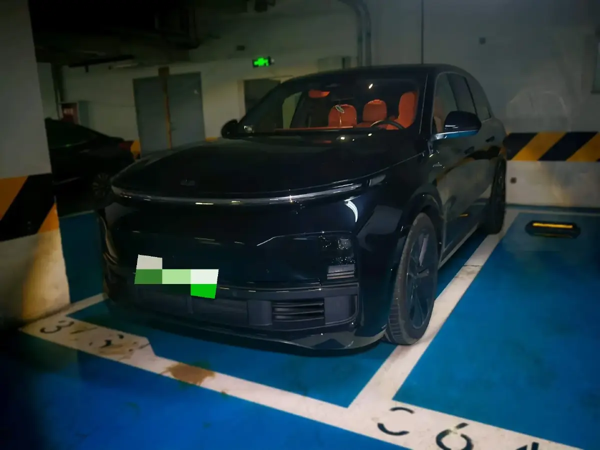 2024 Li L8 Range Extended 154HP REEV 42.8KWH