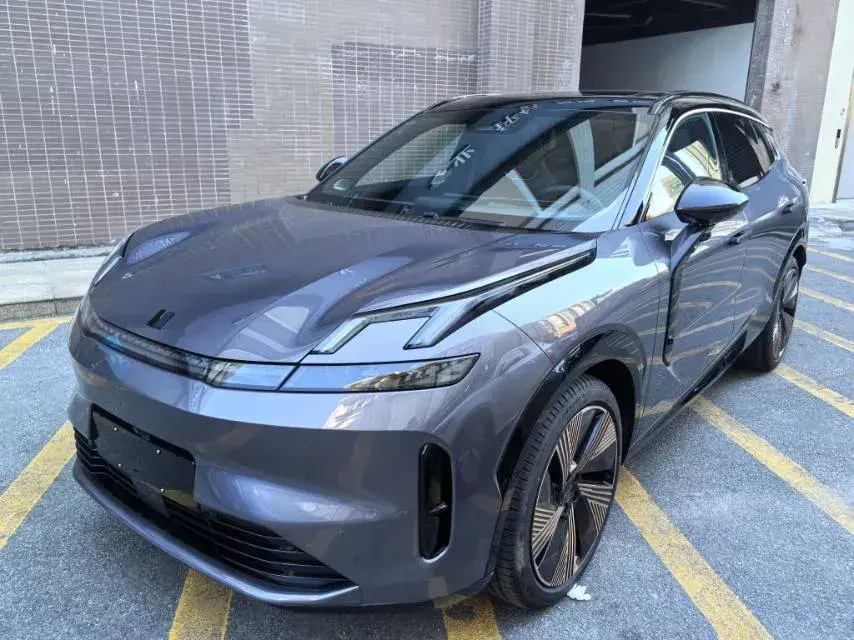 2023 LYNK&CO 08 EM-P 1.5T 163HP L4 3DHT PHEV 39.6KWH