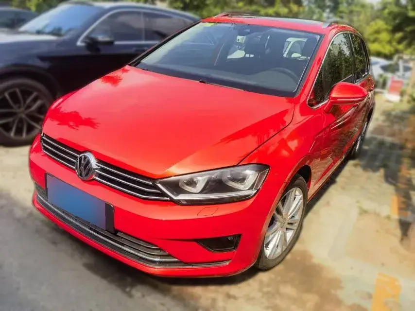 2018 Volkswagen Golf Sportsvan 1.4T 150HP L4 7DCT