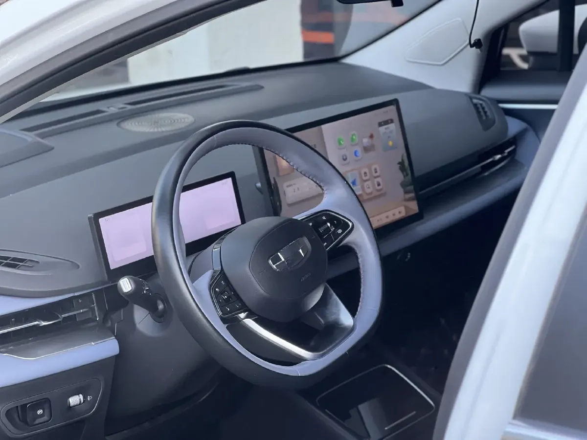 2022 Geometry M6 BEV 53KWH,autocango,china used car exporter,china ev exporter,chinese used car exporter,chinese used ev exporter