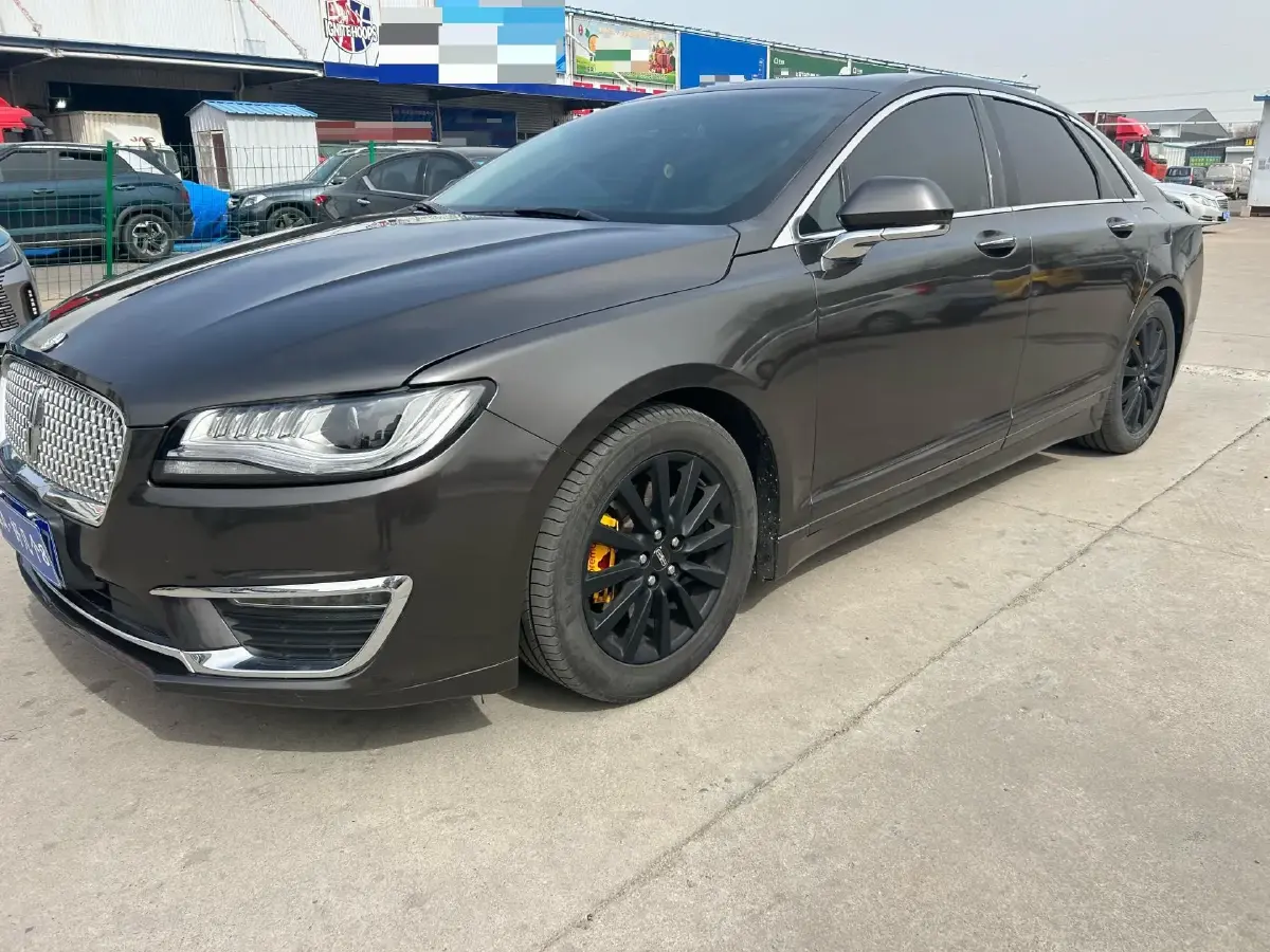 2019 Lincoln MKZ 2.0T 203HP L4 6AT