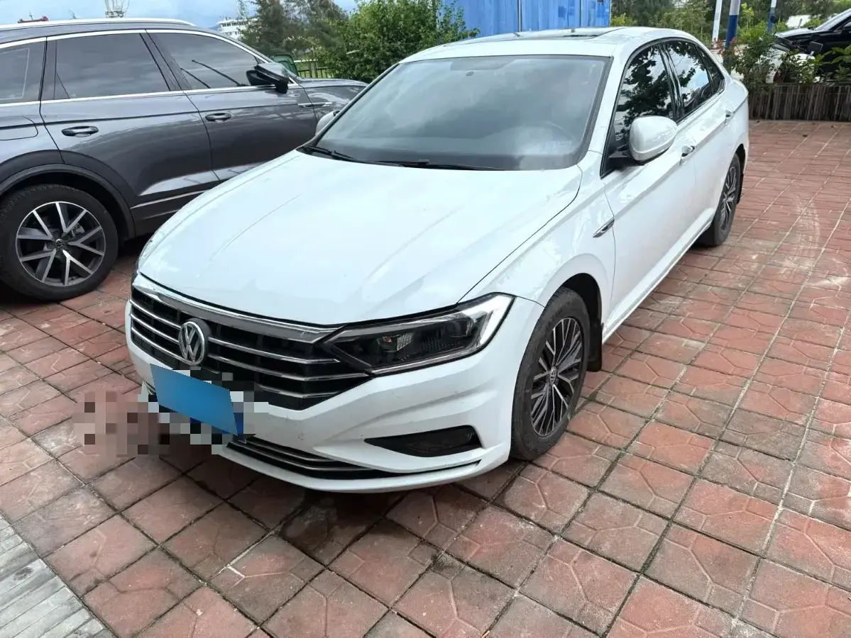 2021 Volkswagen Sagitar 1.4T 150HP L4 7DCT