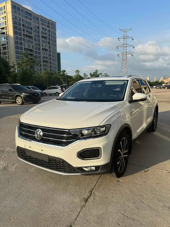 2019 Volkswagen T-Roc 1.4T 150HP L4 7DCT