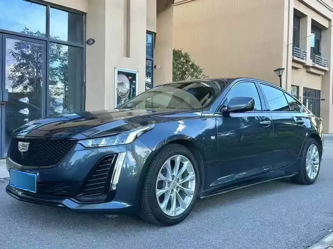 2020 Cadillac CT5 2.0T 237HP L4 10AT