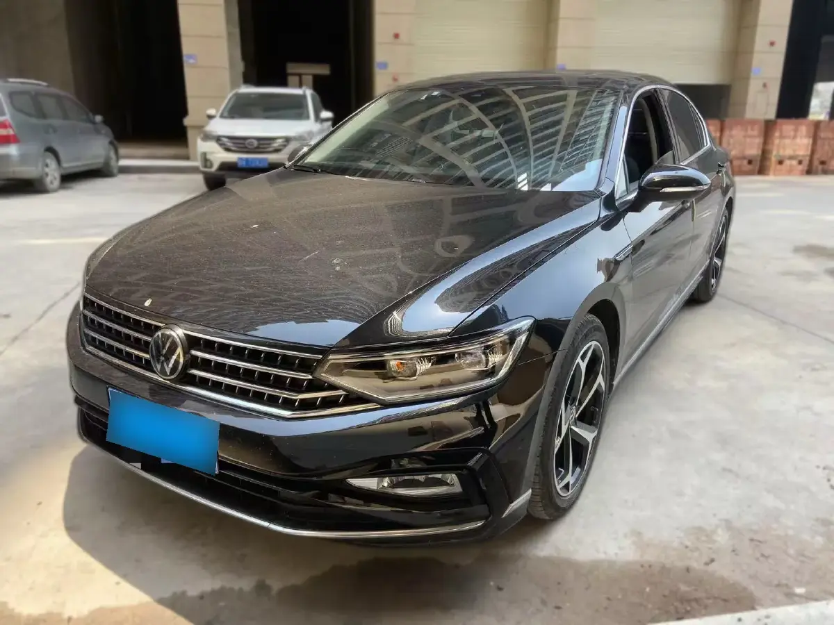 2023 Volkswagen Magotan 2.0T 186HP L4 7DCT