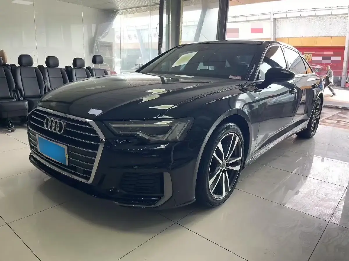 2019 Audi A6L 2.0T 190HP L4 7DCT