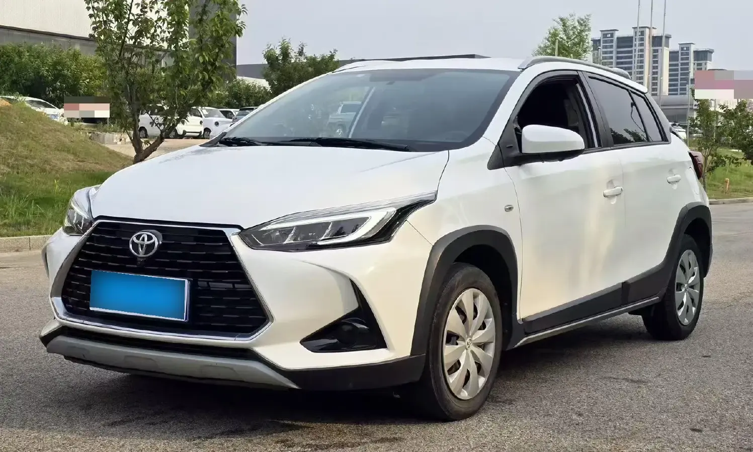 2021 Toyota Yaris L 1.5L 112HP L4 CVT