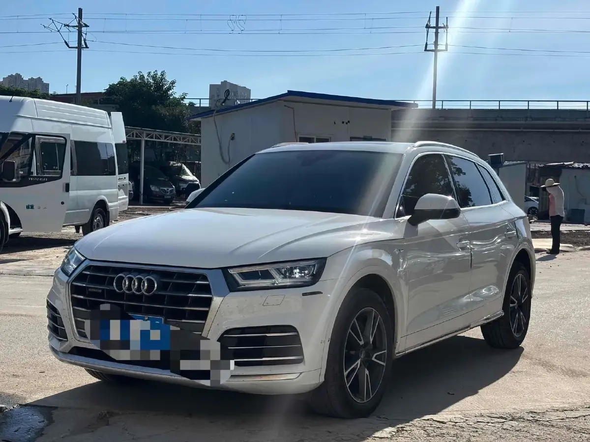 2020 Audi Q5L 2.0T 190HP L4 7DCT
