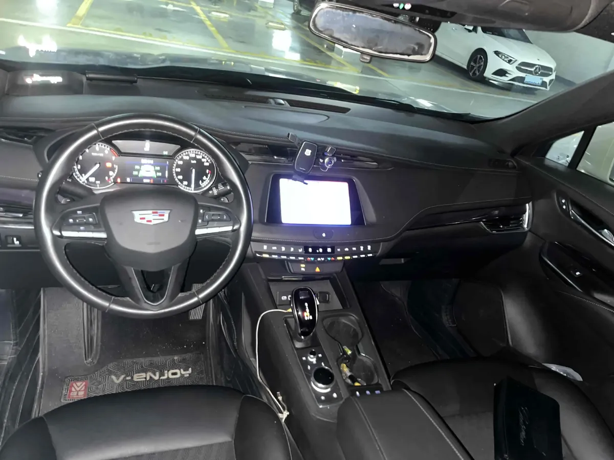 2021 Cadillac XT4 2.0T 237HP L4 9AT,autocango,china used car exporter,china ev exporter,chinese used car exporter,chinese used ev exporter